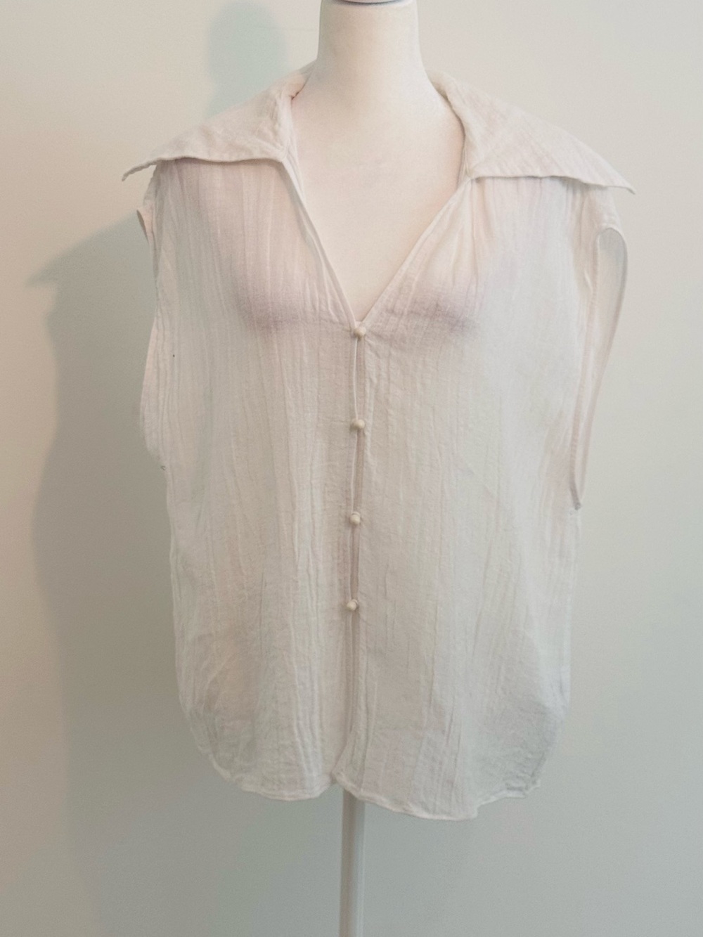 Massimo Dutti white sleeveless linen blouse